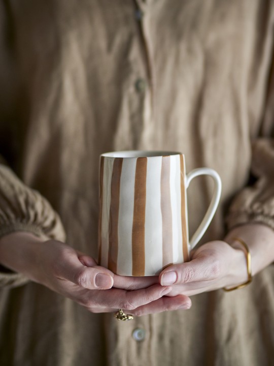 Bloomingville Begonia Mug, Marron, Grès
