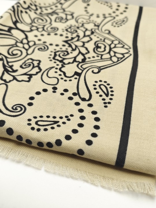 PIECES PCMARA SQUARE SCARF Foulard Carré 17160917 White
