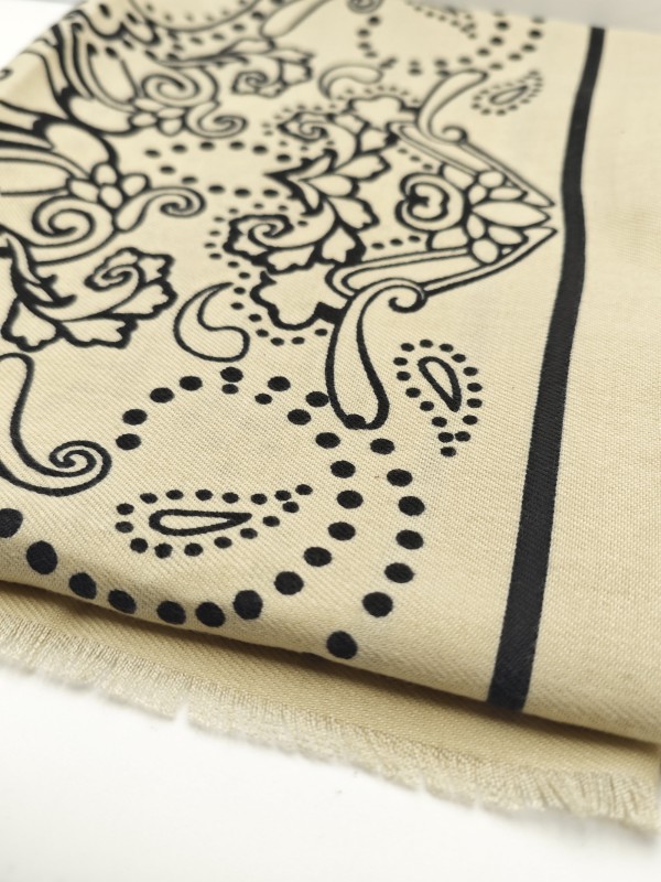 PIECES PCMARA SQUARE SCARF Foulard Carré 17160917 White