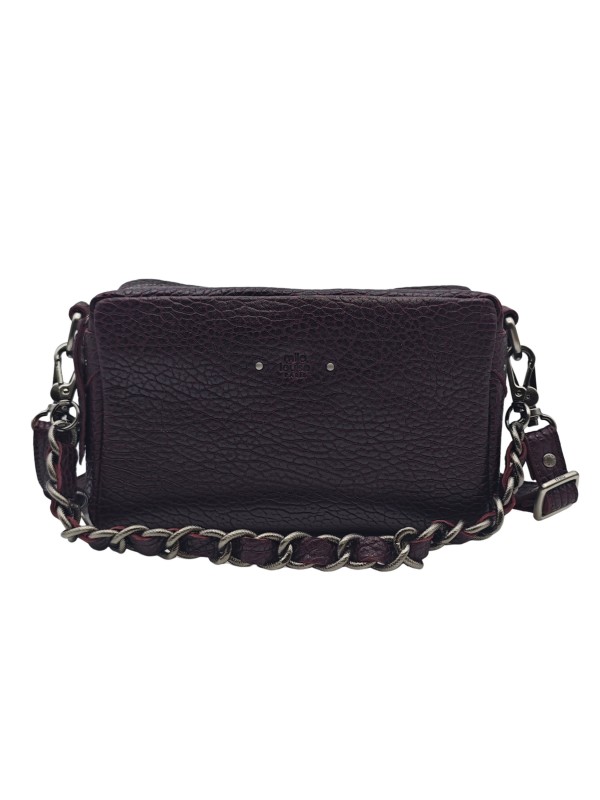 Mila Louise MAMA E1 ROUGE