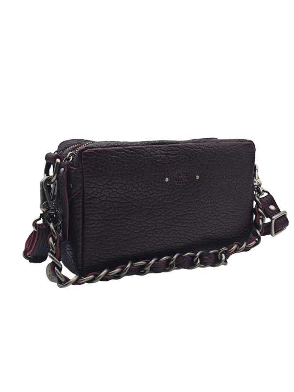 Mila Louise MAMA E1 ROUGE